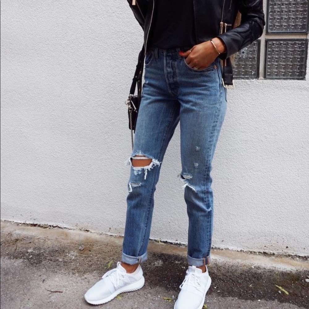 NWT Levi’s 501 Taper Light Wash Distressed Jeans - Picture 6 of 6